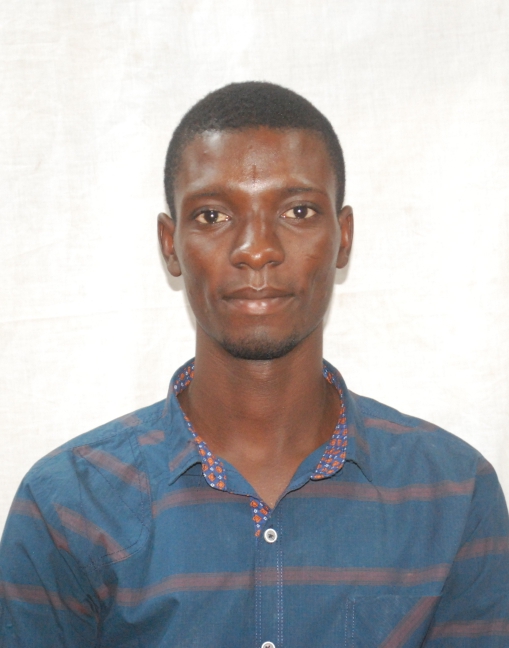 Florent AIKPE, auteur du roman prix continental Innov Guinée 2022