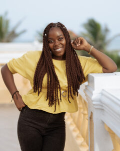 Le bouillonnement du « Moi » comme outil en quête du bien-être universel dans le recueil de poèmes « Mes mots et moi » de Chandrelle MOUNTOULA