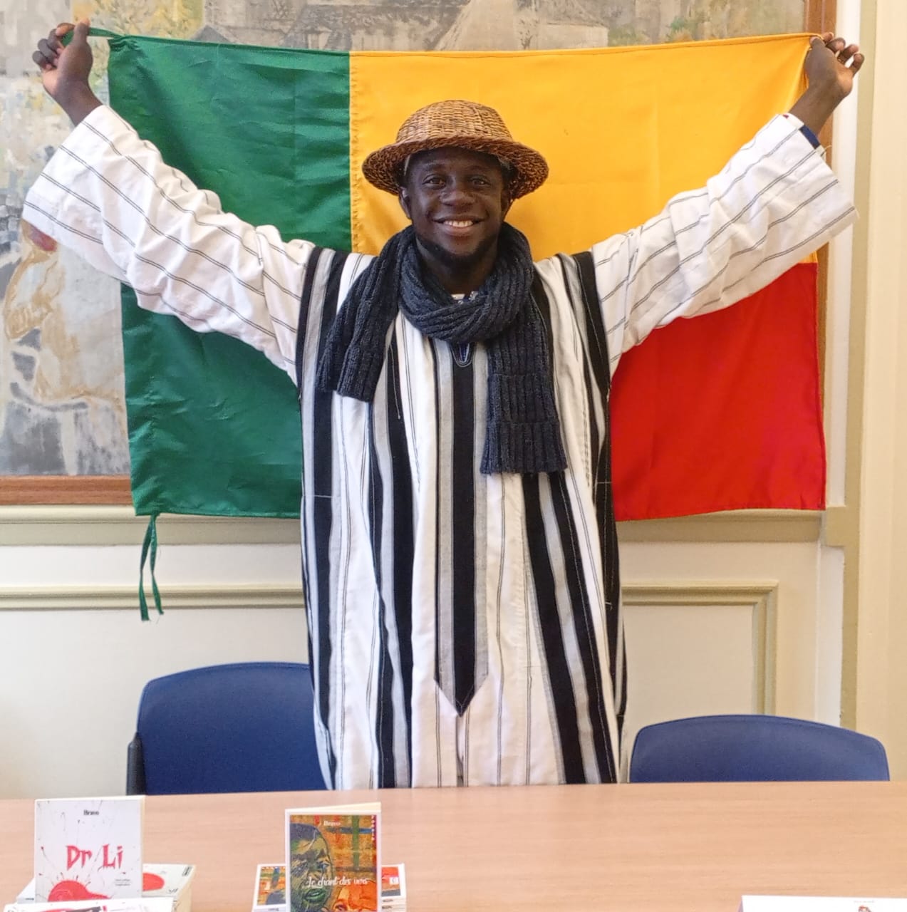 Salon du Livre Africain de Paris : les beaux souvenirs de l’écrivain béninois « Bravo »