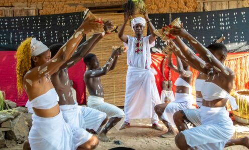 Une liesse populaire aux rythmes des religions endogènes